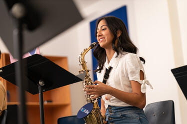 Excelencia académica | Colegio Menor Samborondón - Visual Time Line Tabs